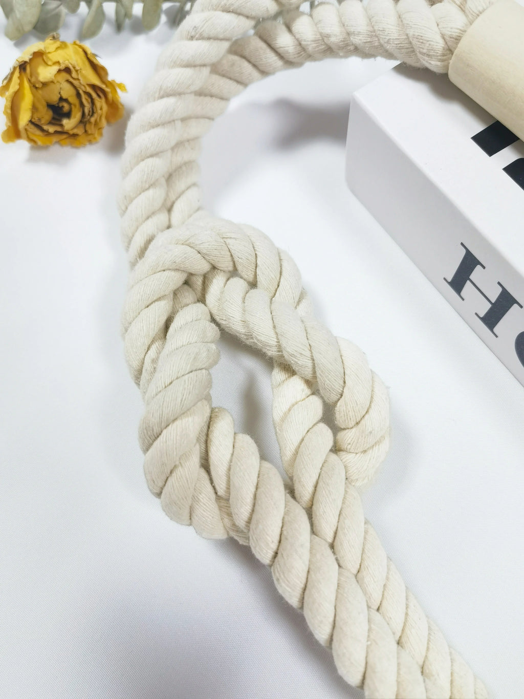 Embrasse rideau nœud chinois artisanal avec boucles magnétiques en bois - Décoration bohème